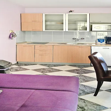 Apartment In Near Sandy Beach, Cleaning Included